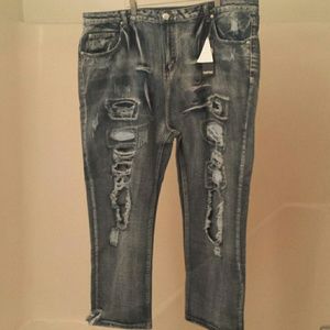 Destroyed Jeans